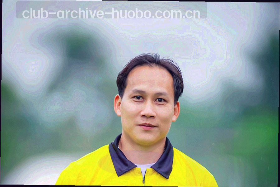档案卡片与数据网格排列的抽象纹理，冷调墨蓝配纸质灰